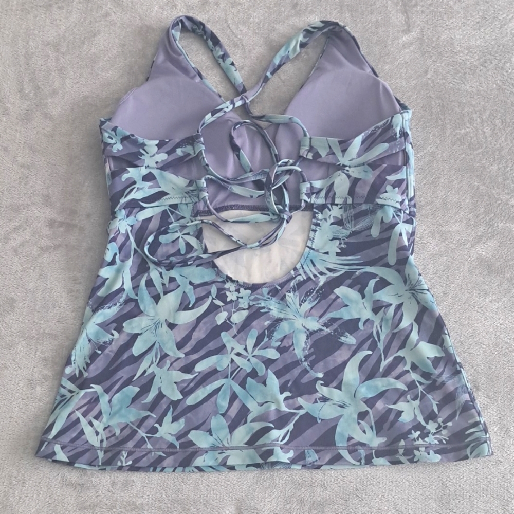 Athelta Swim Top Size M - Picture 3 of 4